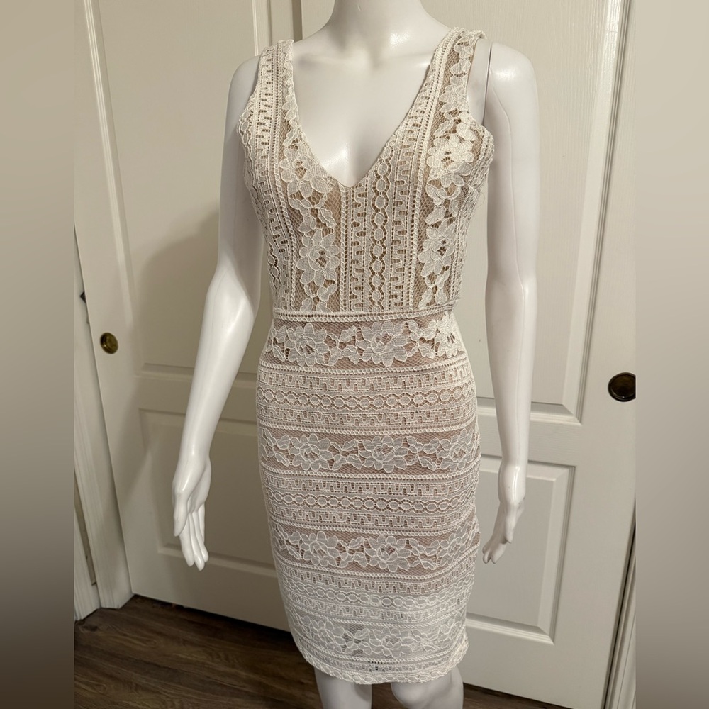 Forever 21 White Lace V-Neck Midi Sheath Dress